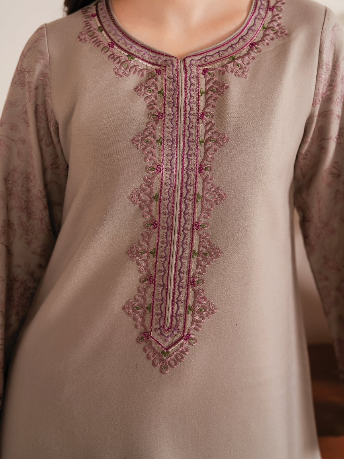3PC EMB DHANAK [JAZMIN]